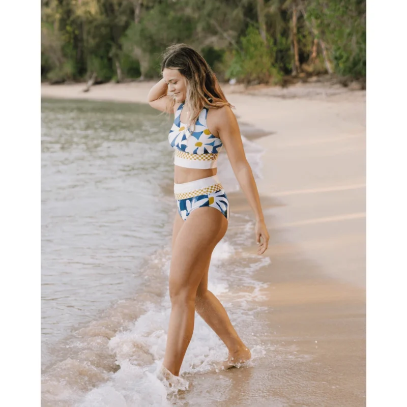 Nani Mariner Cut Back Swim Crop Top - Women's - Image 6