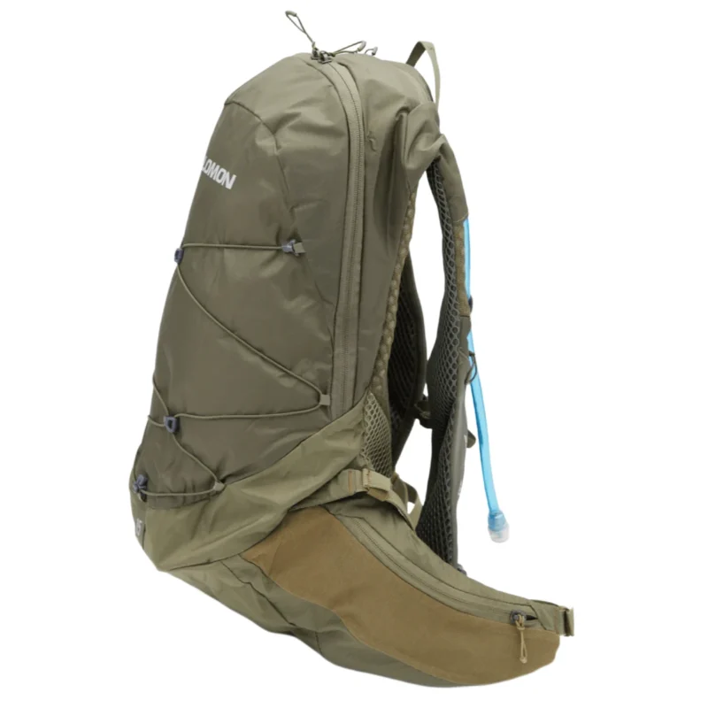 Salomon XT 15 Bladder Hiking Bag - Image 2