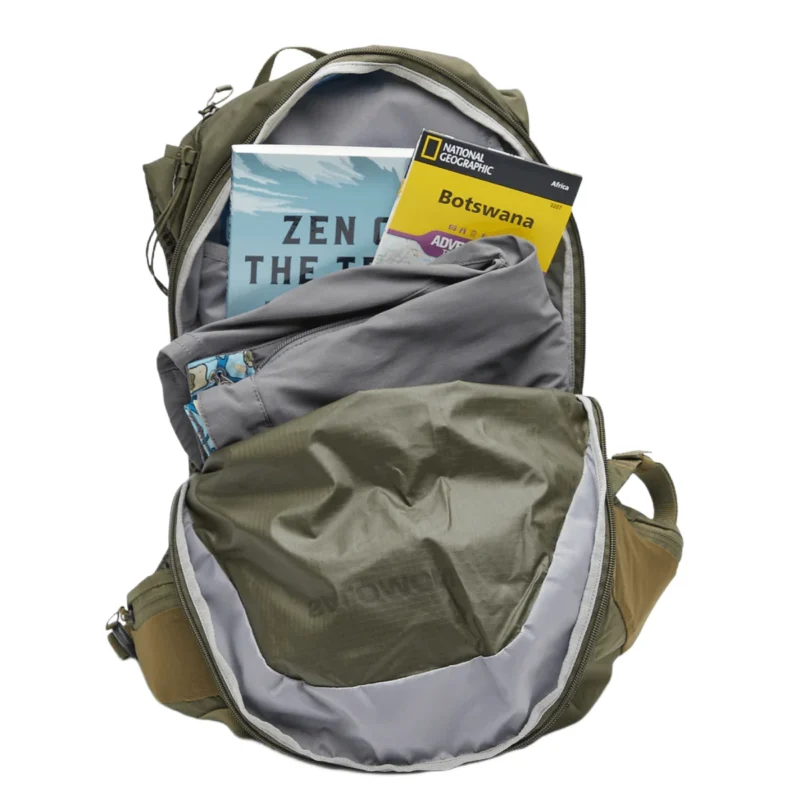 Salomon XT 15 Bladder Hiking Bag - Image 3